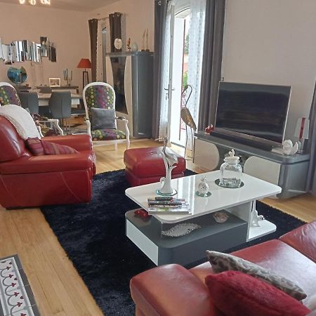 Chambre Privative Avec Salle D'Eau Chasseneuil-sur-Bonnieure Eksteriør billede